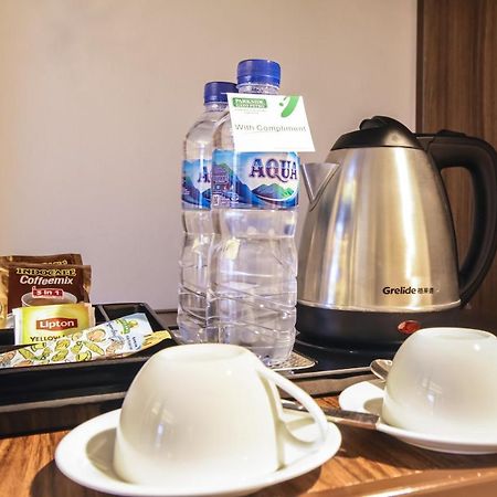 Parkside Gayo Petro Hotel Takengon מראה חיצוני תמונה