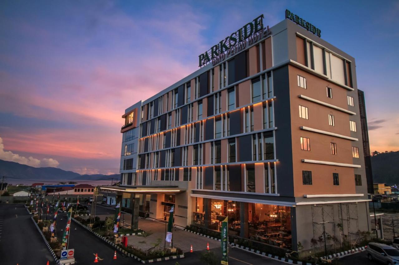 Parkside Gayo Petro Hotel Takengon מראה חיצוני תמונה