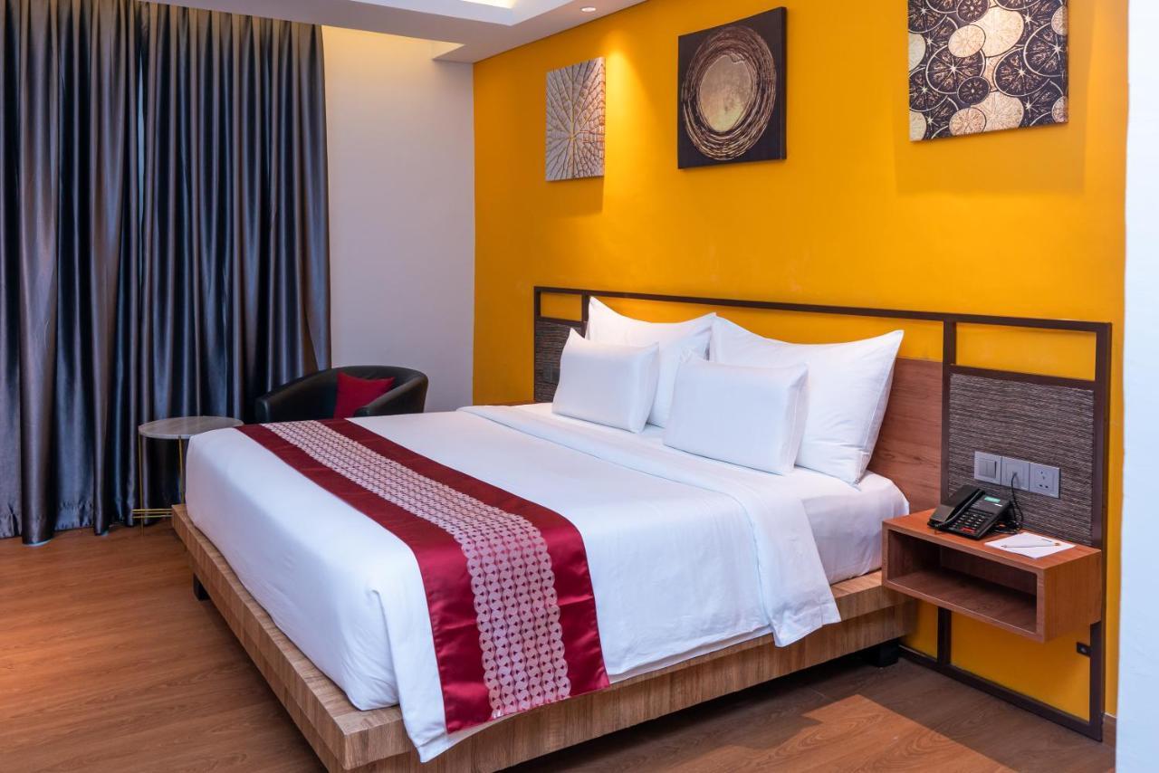 Parkside Gayo Petro Hotel Takengon מראה חיצוני תמונה