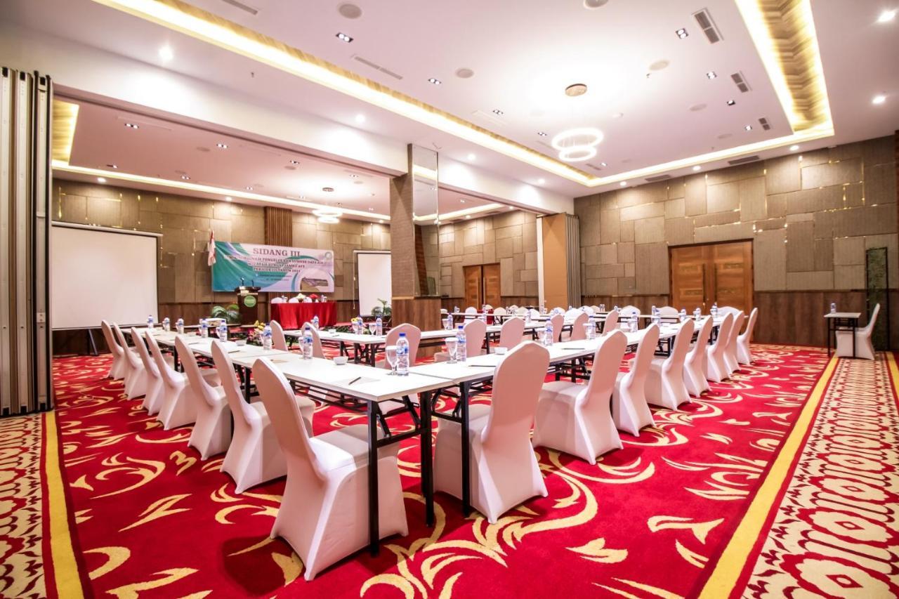 Parkside Gayo Petro Hotel Takengon מראה חיצוני תמונה